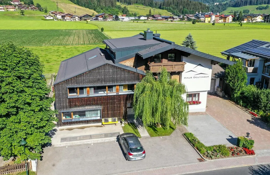 Haus Deutinger-1